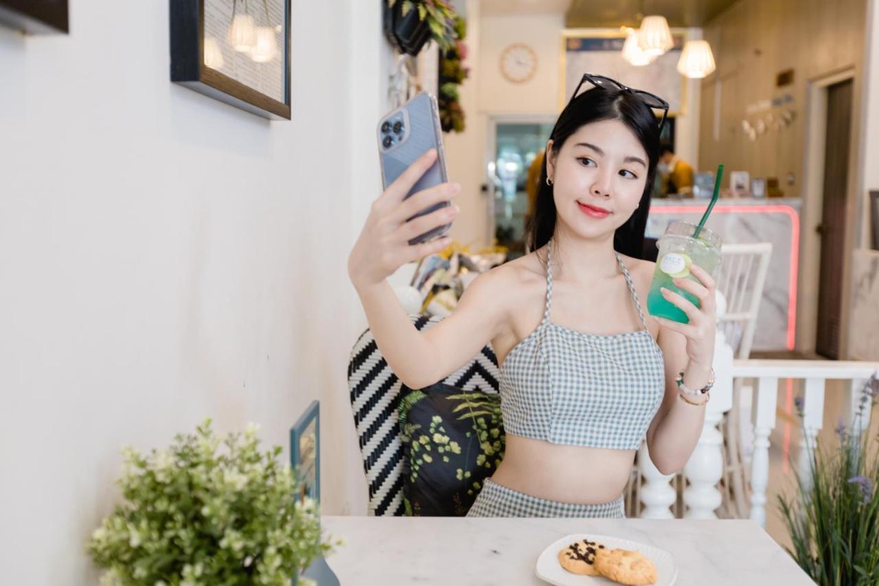 페이스 레지던스 파타야 외부 사진